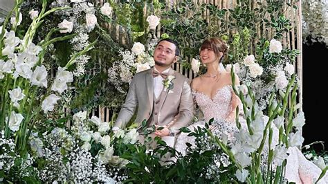 LOOK: Ann Mateo and Christopher Ongkiko tie the knot in a .